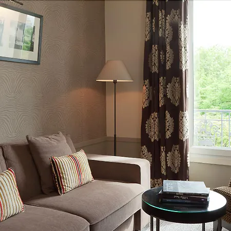 Aiglon Hotel