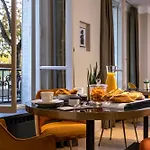 Aiglon Hotel 4*
