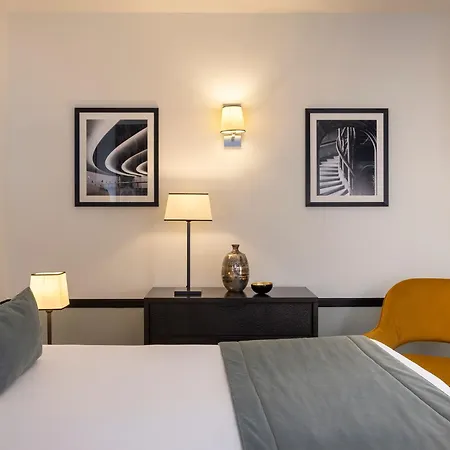 Aiglon Hotel Paris
