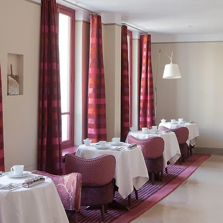 Hotel Aiglon
