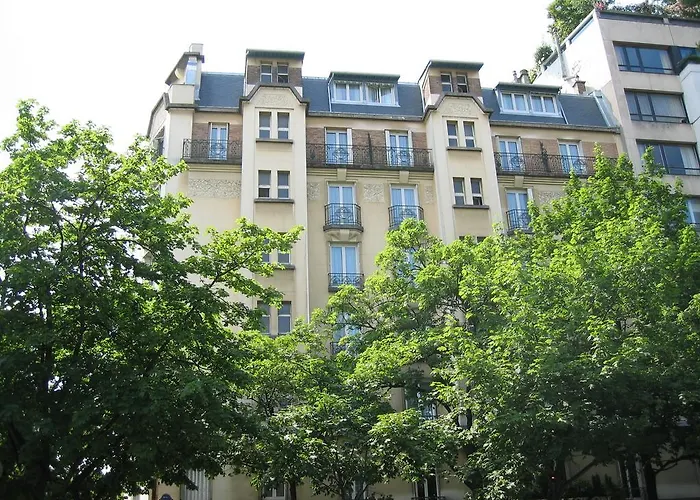 Aiglon 4*